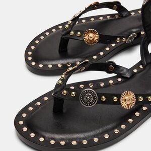 RECENT Steve Madden Black Strappy Sandals